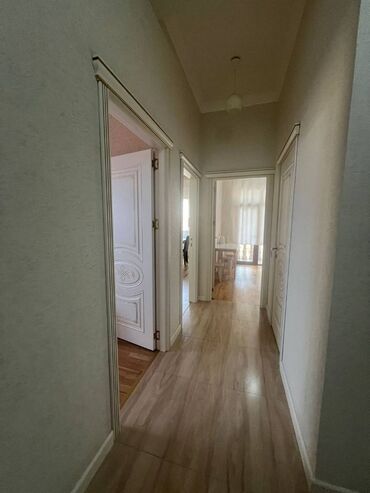 Uzunmüddətli kirayə mənzillər: Sumqayıt,Bulvar ərazisində,10 mərtəbəli binanın,9-cu mərtəbəsində,2 — 9