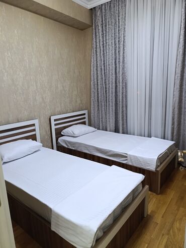 8 noyabr: Global Hotel Baku ekonom 2 nəfərlik otaq 35 Azn standart 4 neferlik