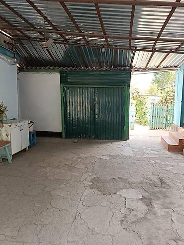 продам участки: Продаётся жилой дом с участком. Характеристики и планировка: - Один — 3