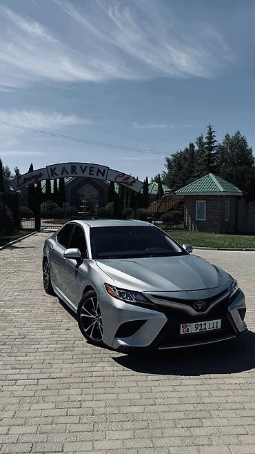 сдать книги на переработку: Сдаю Toyota Camry, Почасово, С водителем — 4