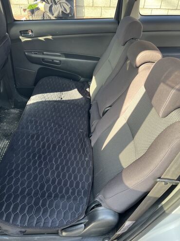 Toyota: Toyota WISH: 2003 г., 1.8 л, Автомат, Бензин, Универсал — 20