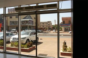 Mağaza qapıları: Mağaza qapıları Şüşə — 4