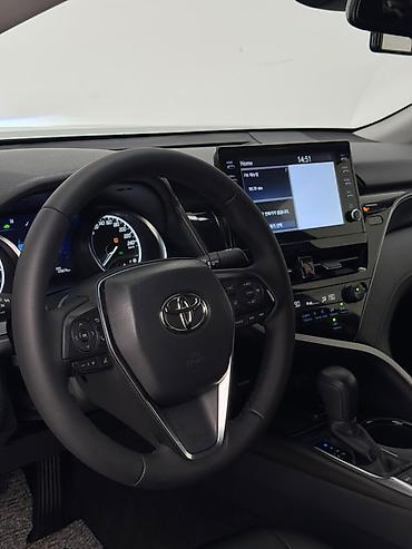 corolla 2016: Toyota Camry: 2022 г., 2.5 л, Автомат, Гибрид, Седан — 6