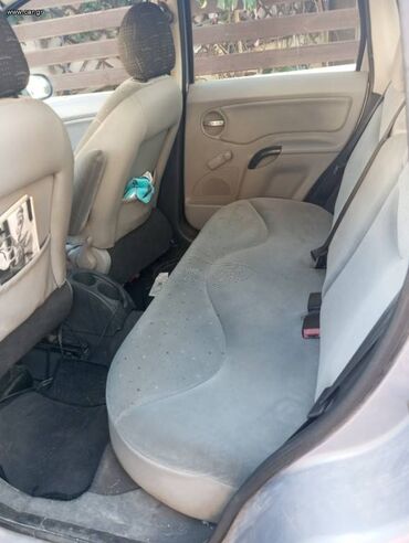 Citroen C3: 1.4 l | 2005 year 225000 km. Hatchback