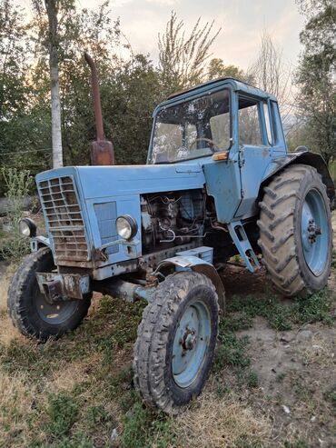 купить набор ключей форсе: Трактор колесный (ориентировочно класс МТЗ/ЮМЗ), синего цвета, с