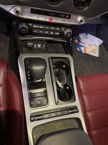 Kia: Kia : 2019 г., 2 л, Бензин — 16