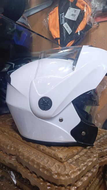 Moto dəbilqələr: Moto Kaska 35azn Super endirimlərlə 2 ci şəkildəki Moto Dəbilqə 29-azn — 40