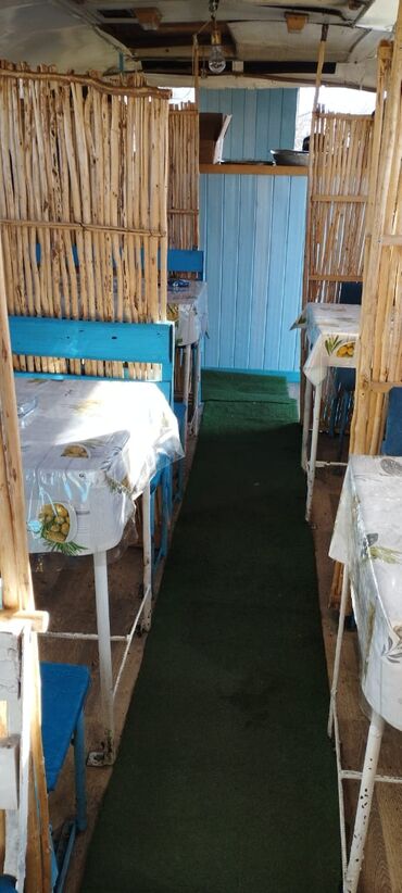 Yük maşınları: Autobus çayxana satılır! Hal-hazırda fəaliyətdədir. Real alìĝìya — 8