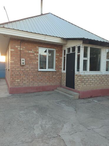 Продажа домов: Дом, 100 м², 4 комнаты, Собственник — 2