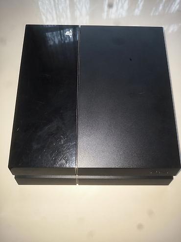 ps4 disker: Sony PlayStation 4 oyun konsolu. 500gb içində 30+ oyun var Klassik — 1