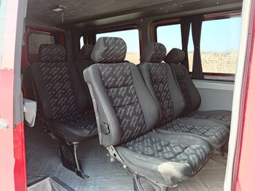 Mercedes-Benz: Mercedes-Benz Sprinter mikroavtobus - Korpus: qırmızı rəng, “Sprinter — 3