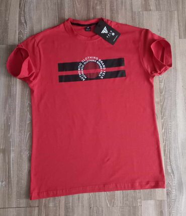 Majice: M-2xl
1400 na lalafo.rs — 5 Majice: M-2xl
1400 — 5