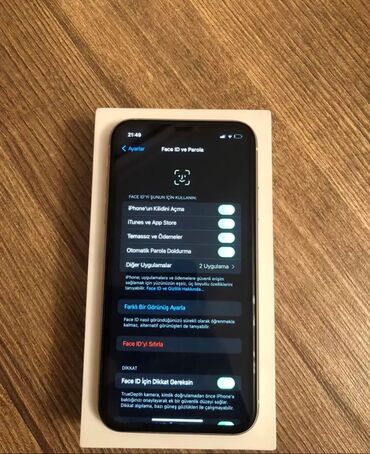 Apple iPhone: IPhone 11, 256 GB, Ağ, Zəmanət, Simsiz şarj, Face ID