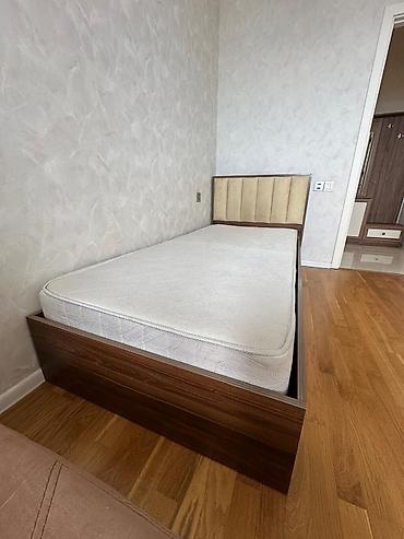 Ev üçün mebel: Bir nəfərlik çarpayı və döşək dəsti - Ölçü: təxmini 90x190 sm (tək — 3