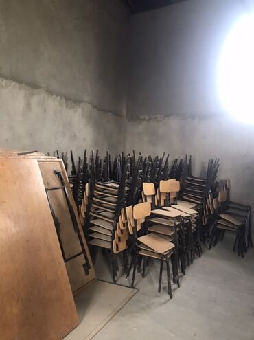Стулья: Hazır biznes 210 nəfərlik magardıSağlam metaldan hazırlanmış karkası