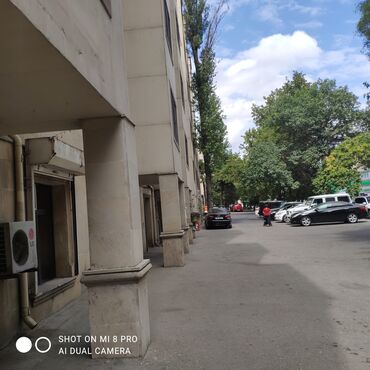 Mağazalar: Obyekt (qeyri yaşayış) satılır. yol qırağı, sanitar qovşağı, mağaza — 2