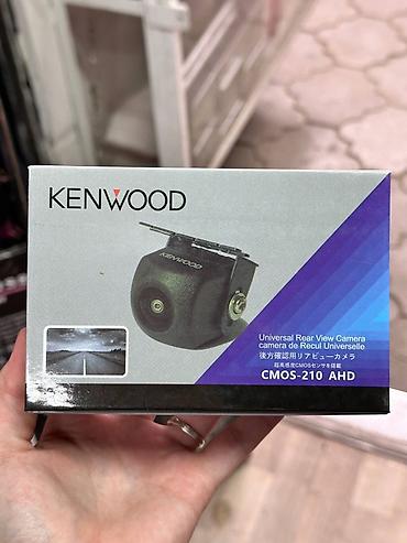 Универсальная камера заднего вида Kenwood CMOS-210 AHD. Компактная