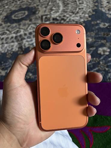 афон 10: IPhone 17 Pro Max, Б/у, 256 ГБ, Оранжевый, Защитное стекло, Чехол, Коробка, 98 % — 1