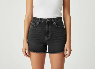 bluza pull and bear: PULL&BEAR, Shorts for women, size 2XS