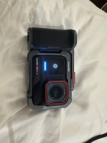 Продаю экшен-камеру Insta360 Ace Pro 2 в состоянии новой. Покупал для