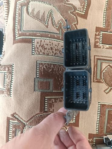 Другие автозапчасти: Продаю оригинальные запчасти на Сурабу Аутбек 2015года. Цена — 8