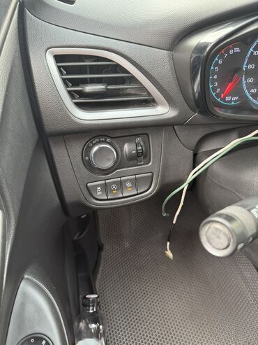 Chevrolet: Chevrolet Spark: 2019 г., 1 л, Типтроник, Бензин, Хэтчбэк — 15