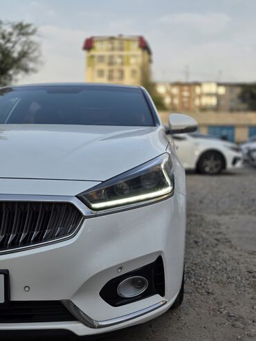 меняю на недвижимость: Kia Cadenza: 2018 г., 3 л, Автомат, Газ, Седан