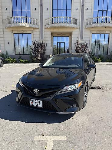 Toyota: Toyota Camry: 2018 г., 2.5 л, Автомат, Бензин, Седан — 1