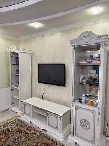 Спальные гарнитуры: Срочно Продается‼️‼️ Длинный прямой диван с высокой посадкой— 8.000 — 4