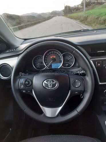 Toyota: Toyota Auris: 1.4 l. | 2013 έ. Λιμουζίνα — 24