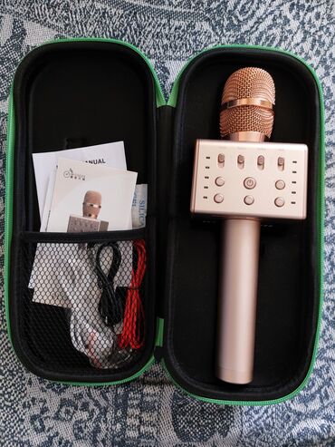 микрофон караоке: Продаю караоке микрофон в отличном состоянии. Подключается по
