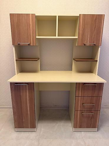Mebel: Yazi stolu 150 azn Real alıcıya endirim olacaq. Olcusu Hundurluyu 1.60 — 1