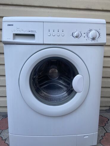 продам стиральную машинку бу: Стиральная машина Zanussi, Б/у, Автомат, До 5 кг, Компактная