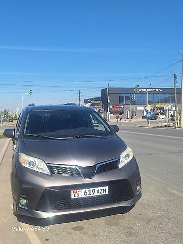 Toyota: Toyota Sienna: 2019 г., 3.5 л, Автомат, Бензин, Минивэн — 7