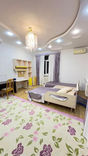 Долгосрочная аренда домов: 300 м², 8 комнат — 6