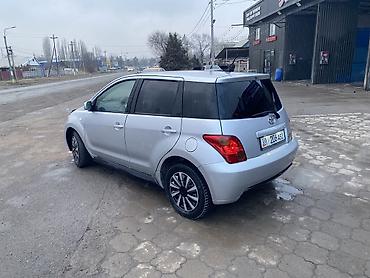 Toyota: Toyota ist: 2003 г., 1.3 л, Автомат, Бензин, Хэтчбэк — 4