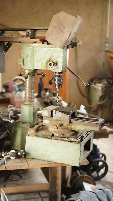 Другое оборудование для бизнеса: Продаю станки, инструменты, оборудование Сверлильные станки Тиски — 8