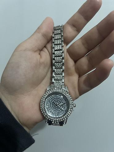 Qadın qol saatı-5 manat. təzədir işlədilməyib