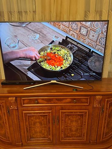 samsung nu7090 55: İşlənmiş Televizor Samsung UHD (3840x2160), Ünvandan götürmə — 1