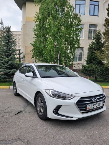 продаю crv: Hyundai Avante: 2017 г., 1.6 л, Автомат, Бензин, Седан