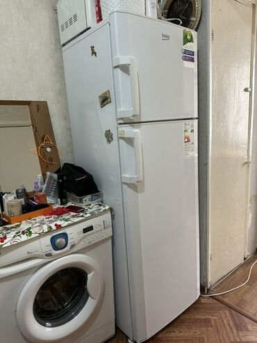 холодильник блеск производитель: Холодильник Beko, Двухкамерный, De frost (капельный)