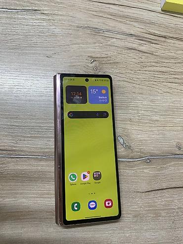 tab a: Samsung Galaxy Z Fold 2, Б/у, 256 ГБ, цвет - Золотой, 1 SIM — 4