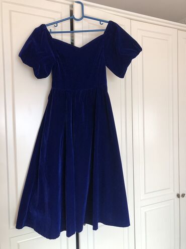 вечернее платье синее: Вечернее платье, Коктейльное, Длинная модель, Бархат, С рукавами, S (EU 36)