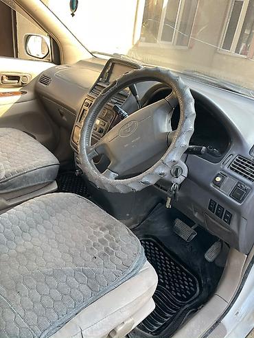 пол багажника камри 40: Toyota Gaia: 2000 г., Бензин, Минивэн — 2