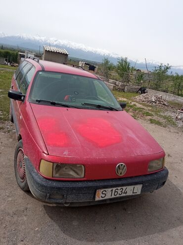 Volkswagen: Volkswagen Passat: 1989 г., 1.8 л, Механика, Дизель, Универсал