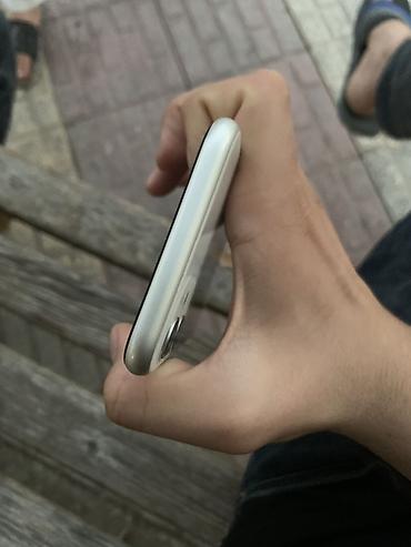 Мобильные телефоны: IPhone 11, Белый — 7