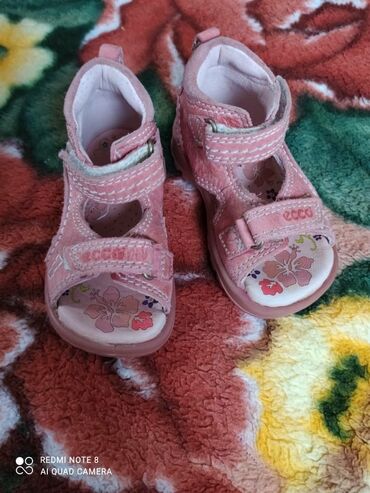 обувь для малышей: Продаю детские босоножки ортопедические ECCO 21 размер кожа