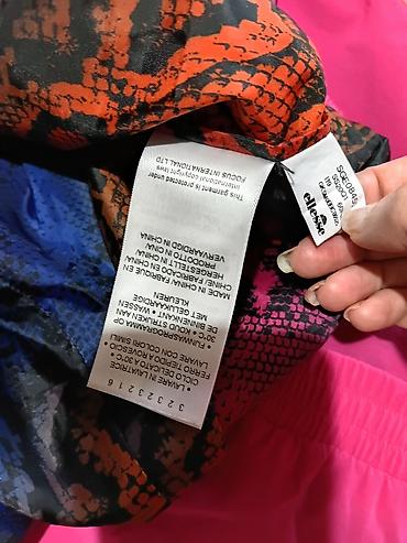 Donji deo: Ellesse ženske trenerke/pantalone - Model: SGEQ 8451 (etiketa SS020) — 4