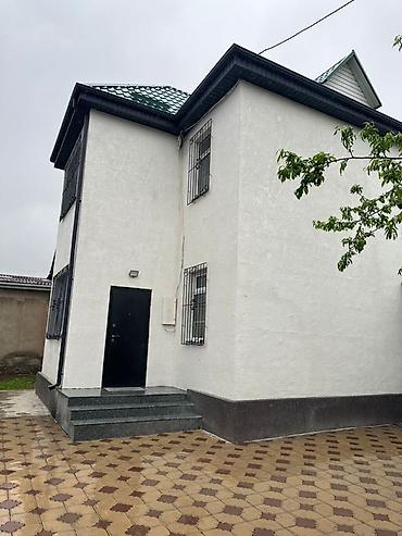 Продаётся уютный 2-этажный 4-комнатный дом в мкр Кок-Жар 🌿 📍 Район at lalafo.kg Продаётся уютный 2-этажный 4-комнатный дом в мкр Кок-Жар 🌿 📍 Район