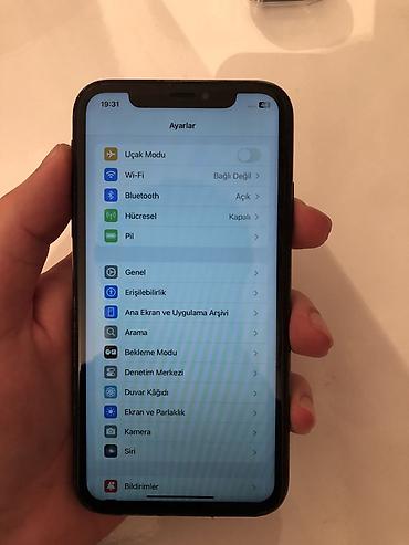 Apple iPhone: IPhone Xr, 64 GB, Qara, Face ID — 9